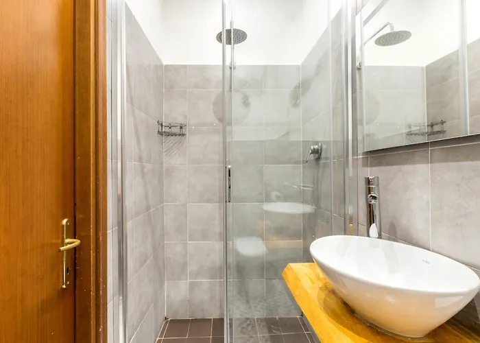 La Dolce Qg Pensión