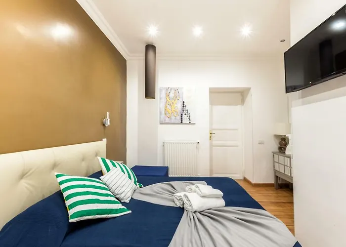 La Dolce Qg Pensión 3*